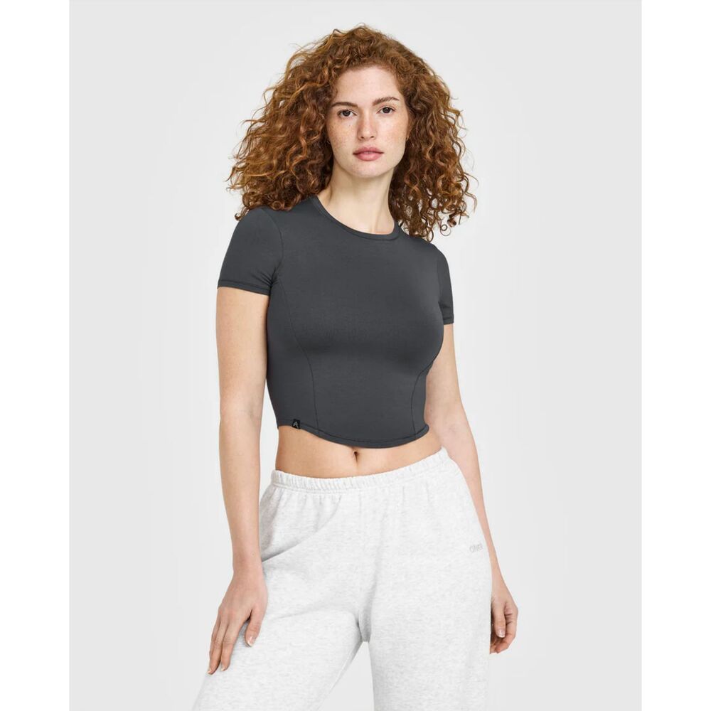 Oner Active Mellow Soft Mid Short Sleeve T-Shirt in Coal NWT
